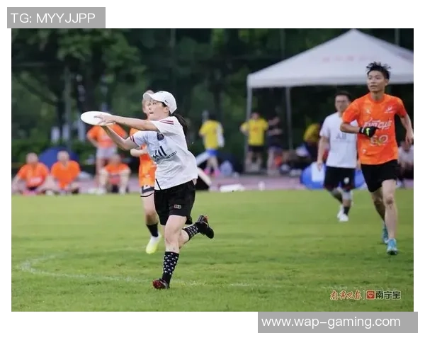 飞盘运动的崛起与周敏的成功秘诀探讨